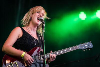 The Girl Who Cried Wolf @ Fonnefeesten, picture 14, photographed by Danny Wagemans - FrontView Magazine