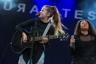 Laura Tesoro @ Bollekes feest 2019, picture 12, photographed by Marc Verdonck - FrontView Magazine