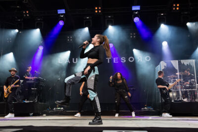 Laura Tesoro @ Bollekes feest 2019, picture 28, photographed by Marc Verdonck - FrontView Magazine