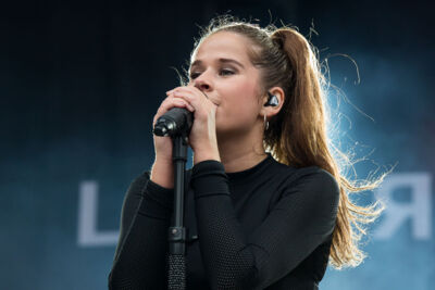 Laura Tesoro @ Bollekes feest 2019, picture 33, photographed by Marc Verdonck - FrontView Magazine