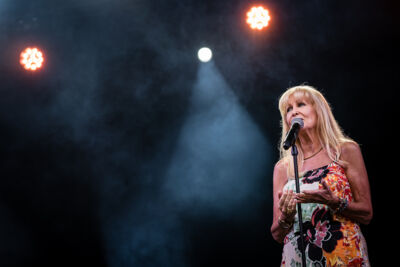 Micha Mara @ Fonnefeesten, foto 8, foto's door Danny Wagemans - FrontView Magazine