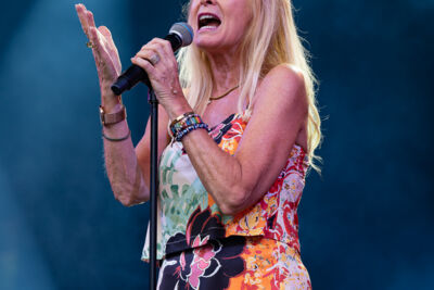 Micha Mara @ Fonnefeesten, foto 11, foto's door Danny Wagemans - FrontView Magazine
