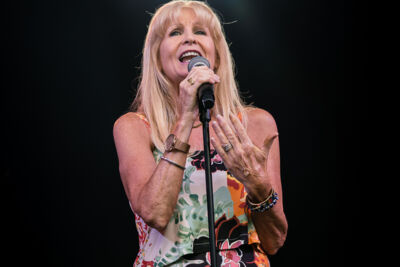 Micha Mara @ Fonnefeesten, foto 12, foto's door Danny Wagemans - FrontView Magazine