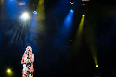 Micha Mara @ Fonnefeesten, foto 17, foto's door Danny Wagemans - FrontView Magazine