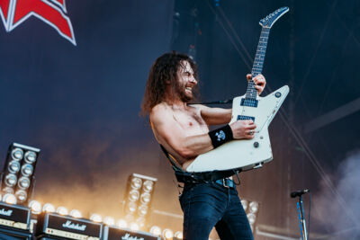Airbourne @ Summer Breeze, foto 7, foto's door Dorien Goetschalckx - FrontView Magazine