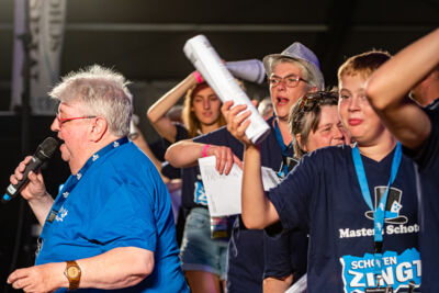 Vlaanderen Zingt (met Luc Caals) @ Schoten, picture 14, photographed by Dimitri Vanlommel - FrontView Magazine