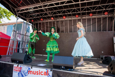 Assepoester @ Cultuurmarkt Vlaanderen 2019, picture 15, photographed by Goele Bormans - FrontView Magazine
