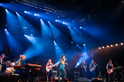 Nele Needs a Holiday @ Fonnefeesten, foto 4, foto's door Danny Wagemans - FrontView Magazine