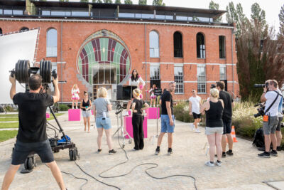 K3 - opname clip 'Altijd blijven dromen' @ Chocoladefabriek Tongeren, picture 13, photographed by Hilde  Hermans - FrontView Magazine