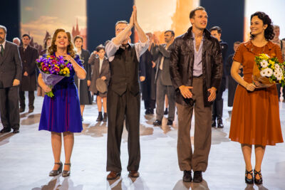 Première 40-45 voor Maja Van Honsté, Daphne Wellens en Hans De Munter @ studio 100 Pop-Up Theater, foto 37, foto's door Goele Bormans - FrontView Magazine