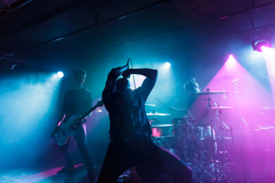 Møl @ Trix Club, picture 3, photographed by Peter Smet - FrontView Magazine