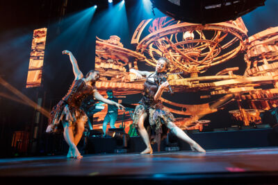 Lindsey Stirling @ Poppodium 013, picture 19, photographed by Peter Smet - FrontView Magazine