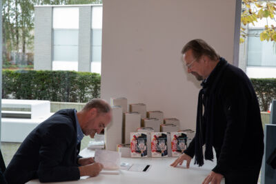 Boekvoorstelling "De tijdreiziger" van Hans Bourlon @ Studio 100, picture 1, photographed by dirk janssens - FrontView Magazine