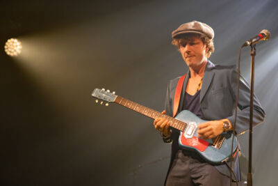 Stef Kamil Carlens @ Ancienne Belgique, picture 4, photographed by David Johnson - FrontView Magazine