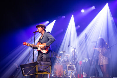 Stef Kamil Carlens @ Ancienne Belgique, picture 6, photographed by David Johnson - FrontView Magazine
