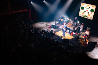 Stef Kamil Carlens @ Ancienne Belgique, picture 15, photographed by David Johnson - FrontView Magazine