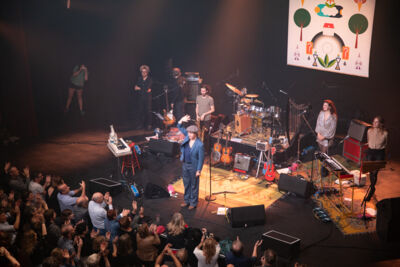 Stef Kamil Carlens @ Ancienne Belgique, picture 17, photographed by David Johnson - FrontView Magazine