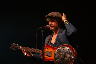 Stef Kamil Carlens @ Ancienne Belgique, picture 21, photographed by David Johnson - FrontView Magazine