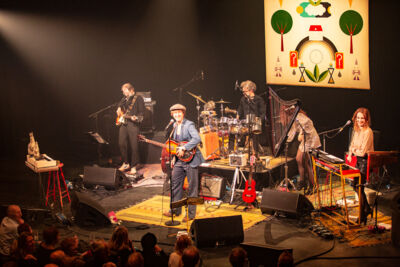 Stef Kamil Carlens @ Ancienne Belgique, picture 33, photographed by David Johnson - FrontView Magazine