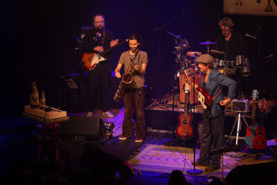 Stef Kamil Carlens @ Ancienne Belgique, picture 41, photographed by David Johnson - FrontView Magazine