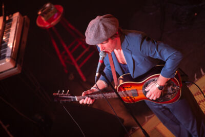 Stef Kamil Carlens @ Ancienne Belgique, picture 44, photographed by David Johnson - FrontView Magazine