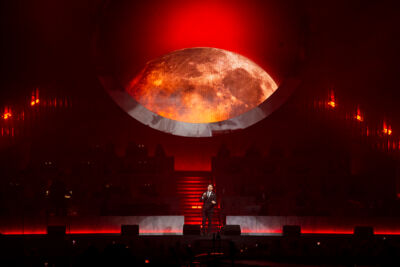 Michael Bublé @ Sportpaleis, picture 4, photographed by Sandra Van Watermeulen - FrontView Magazine