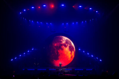 Michael Bublé @ Sportpaleis, picture 7, photographed by Sandra Van Watermeulen - FrontView Magazine