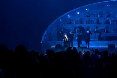 Michael Bublé @ Sportpaleis, picture 11, photographed by Sandra Van Watermeulen - FrontView Magazine