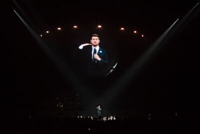 Michael Bublé @ Sportpaleis, picture 14, photographed by Sandra Van Watermeulen - FrontView Magazine
