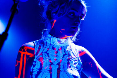 Lydmor @ Trix Club, picture 3, photographed by Sandra Van Watermeulen - FrontView Magazine