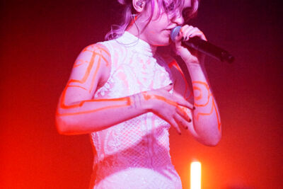 Lydmor @ Trix Club, picture 8, photographed by Sandra Van Watermeulen - FrontView Magazine