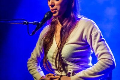 Julie Byrne @ Ancienne Belgique, picture 4, photographed by David Johnson - FrontView Magazine