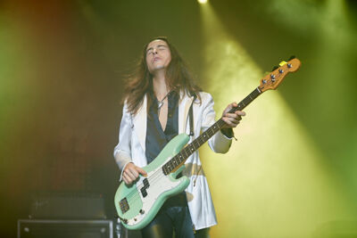 Greta Van Fleet - March Of The Peaceful Army @ Lotto Arena, picture 25, photographed by FrontView Magazine