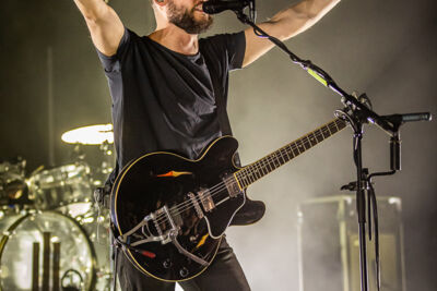 White Lies @ Koninklijk Circus, foto 3, foto's door Chris Lippens - FrontView Magazine