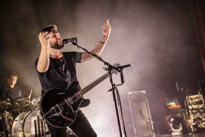 White Lies @ Koninklijk Circus, foto 5, foto's door Chris Lippens - FrontView Magazine