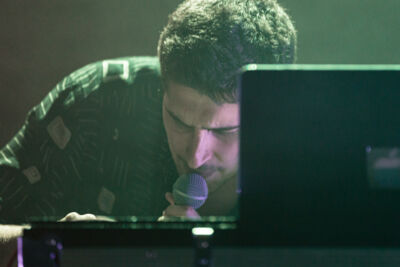 Julian Hival @ De Roma, picture 3, photographed by David Johnson - FrontView Magazine
