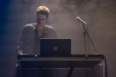 Julian Hival @ De Roma, picture 5, photographed by David Johnson - FrontView Magazine