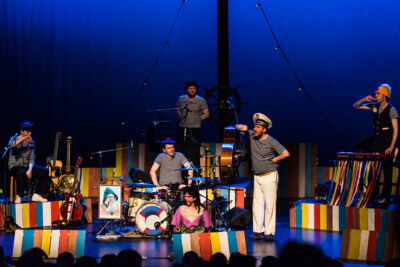Kapitein Winokio 15 jaar handjes draaien @ Bourla Schouwburg, picture 13, photographed by FrontView Magazine