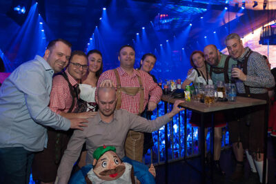 Moose Bar XXL @ sportpaleis, picture 13, photographed by Gert Daemen - FrontView Magazine