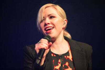 Carly Rae Jepsen @ La Madelaine, picture 2, photographed by David Johnson - FrontView Magazine