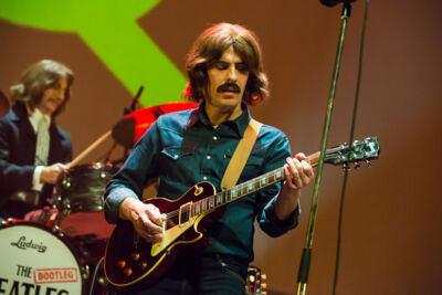 The Bootleg Beatles @ De Roma, picture 12, photographed by Marc Verdonck - FrontView Magazine