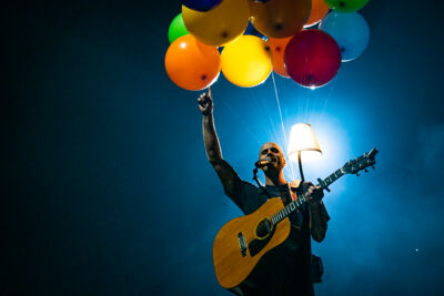 Milow @ Lotto Arena, foto 3, foto's door Sandra Van Watermeulen - FrontView Magazine
