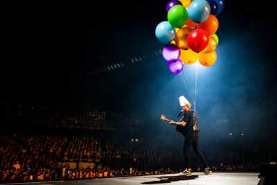 Milow @ Lotto Arena, foto 4, foto's door Sandra Van Watermeulen - FrontView Magazine