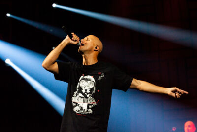 Milow @ Lotto Arena, foto 13, foto's door Sandra Van Watermeulen - FrontView Magazine