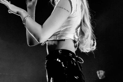 Lennon Stella La Madeleine, Brussels, picture 6, photographed by Kris Saelen - FrontView Magazine