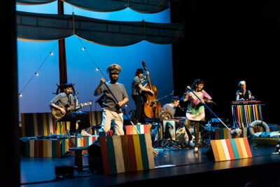Kapitein Winokio- 15 jaar handjes draaien @ De Warande, picture 1, photographed by Ann Carpentier - FrontView Magazine