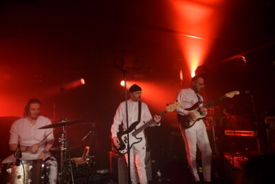 Joywave @ Trix Club, picture 5, photographed by Peter Smet - FrontView Magazine