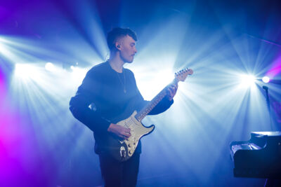 Pvris @ Trix Club, picture 15, photographed by Peter Smet - FrontView Magazine