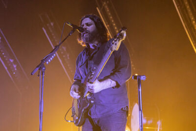 Bear's Den @ Vorst Nationaal, picture 8, photographed by David Johnson - FrontView Magazine