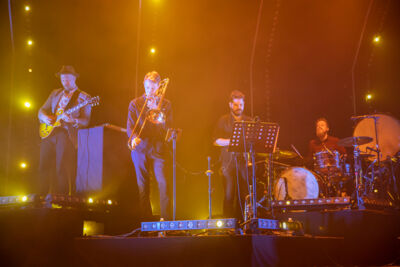 Bear's Den @ Vorst Nationaal, picture 12, photographed by David Johnson - FrontView Magazine
